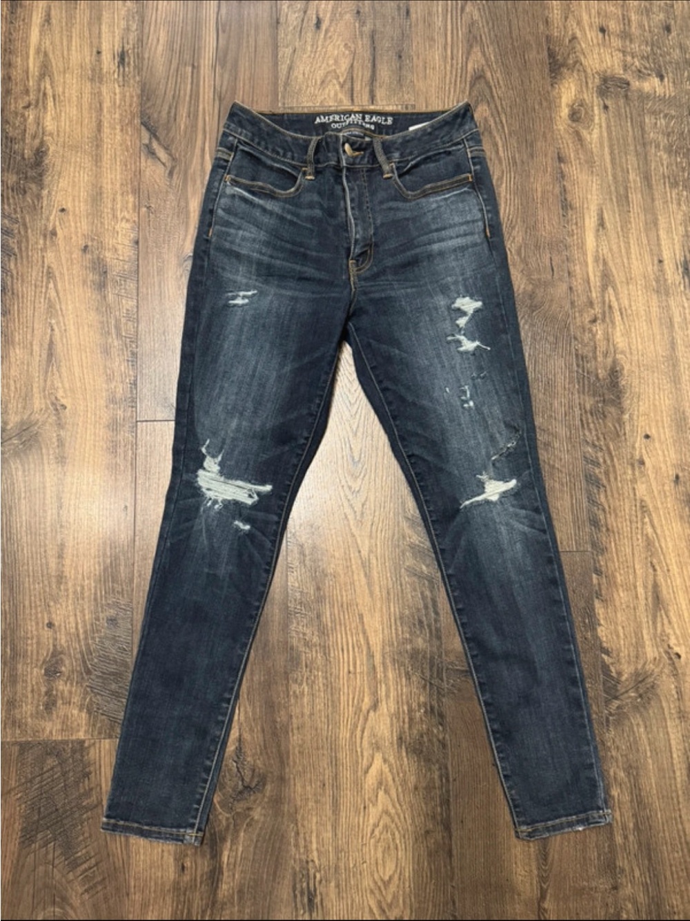 American Eagle Hi-Rise Jegging Distressed Jeans Size 8 Short